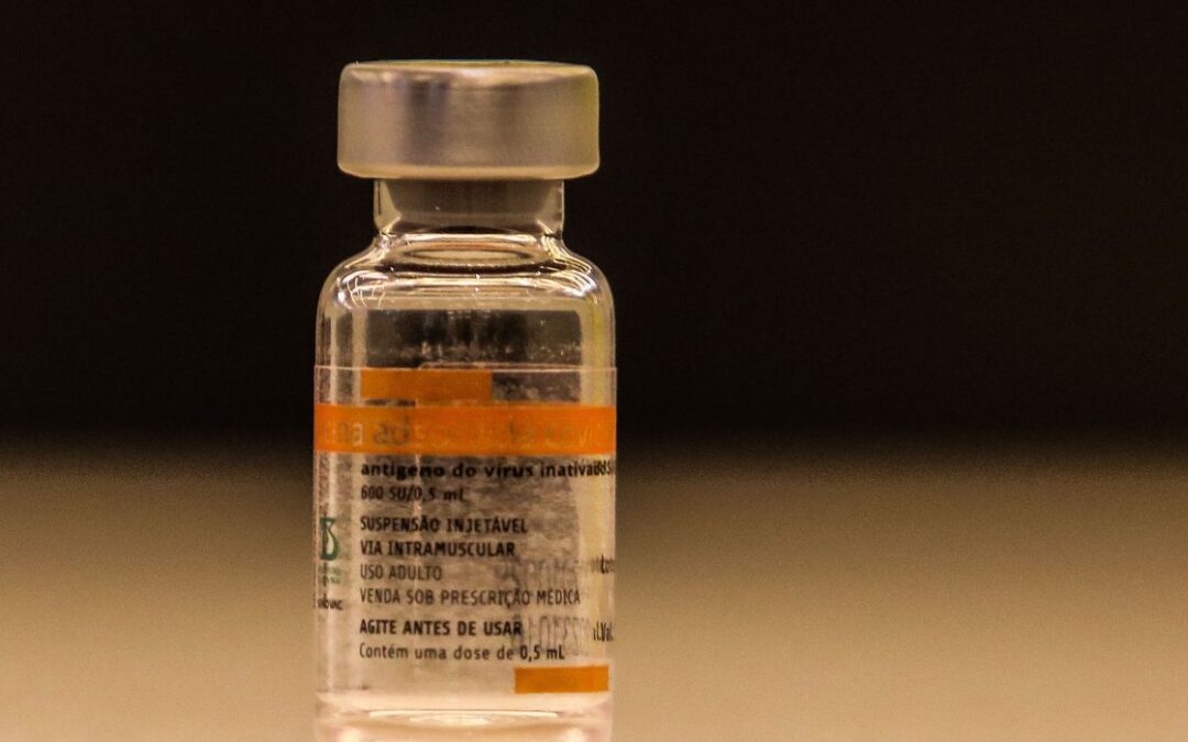 Anvisa libera CoronaVac para crianças e adolescentes entre 6 e 17 anos