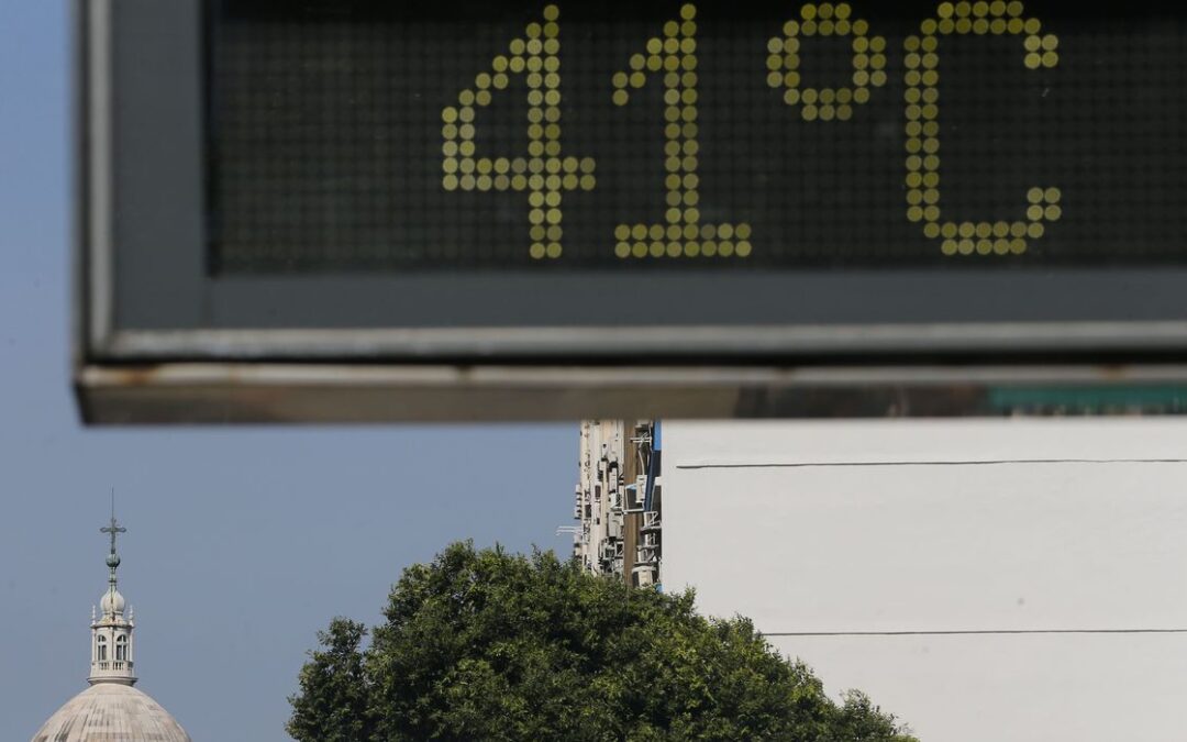 Cientistas da UE dizem que 2021 foi 5º ano mais quente já registrado