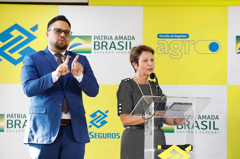 Banco do Brasil chega a R$ 50 bilhões de crédito para Pronaf e ministra ressalta resultado e apoio ao pequeno produtor
