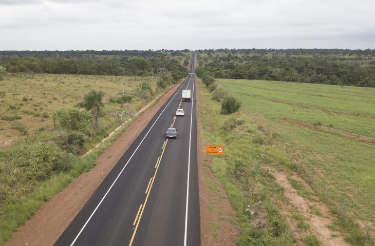 Reconstrução da MS-382, entre Guia Lopes da Laguna e Bonito, será concluída em junho
