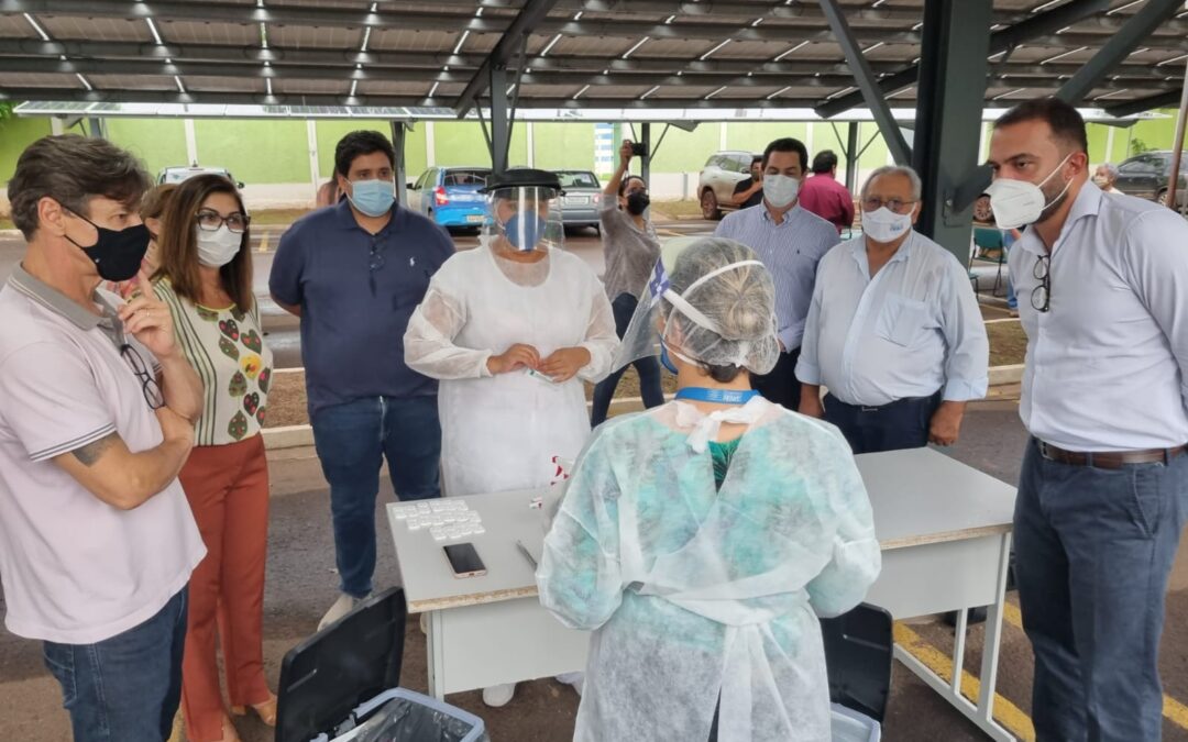 Corumbá: em reabertura de drive-thru da FIEMS, Bia Cavassa ressalta importância da parceria com a região