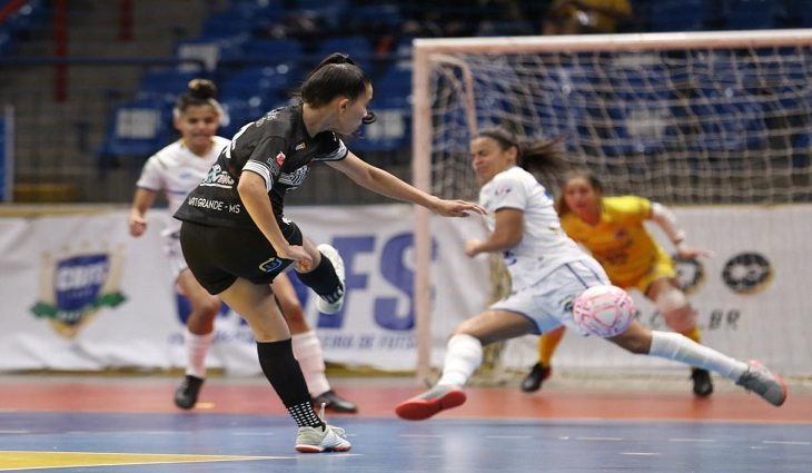 Operário/DEC começa a Taça Brasil de Futsal feminino com vitória sobre o São José