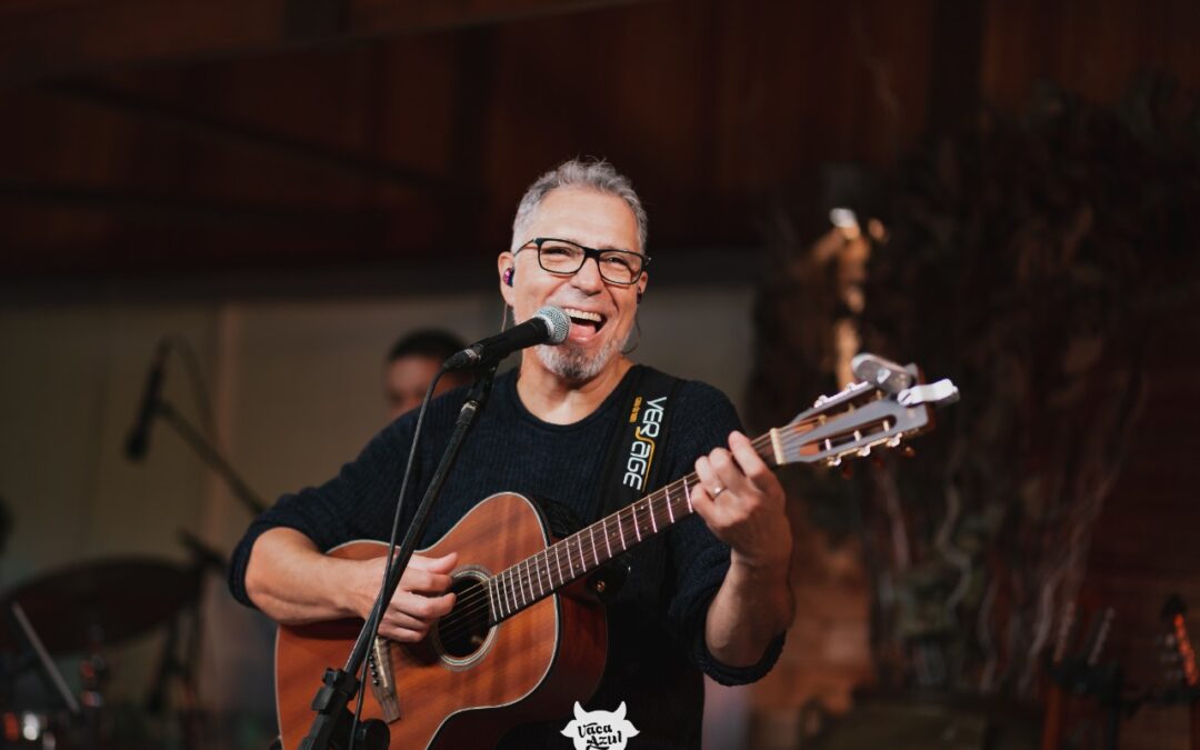 “Palco Sesc” tem Gilson Espindola nesta quarta-feira