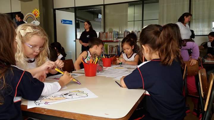 Oficinas e brincadeiras: Biblioteca Estadual realiza programação de férias para criançada