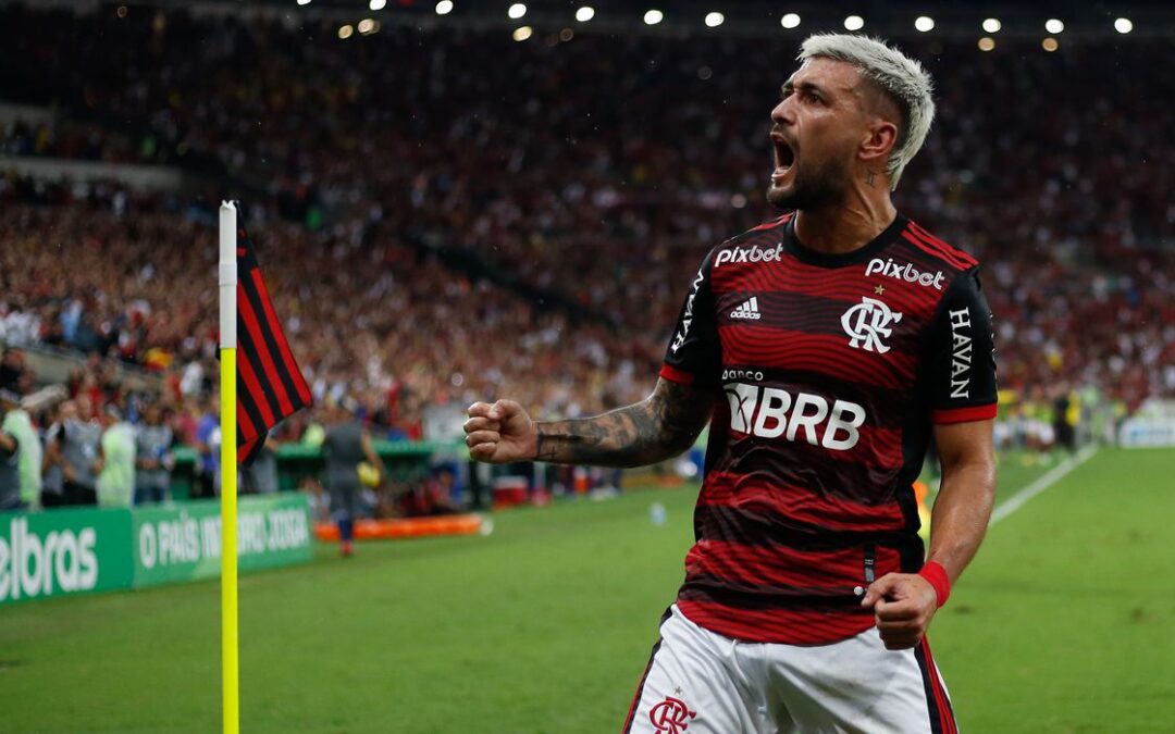Copa do Brasil: Flamengo derrota São Paulo no Maracanã e chega à final