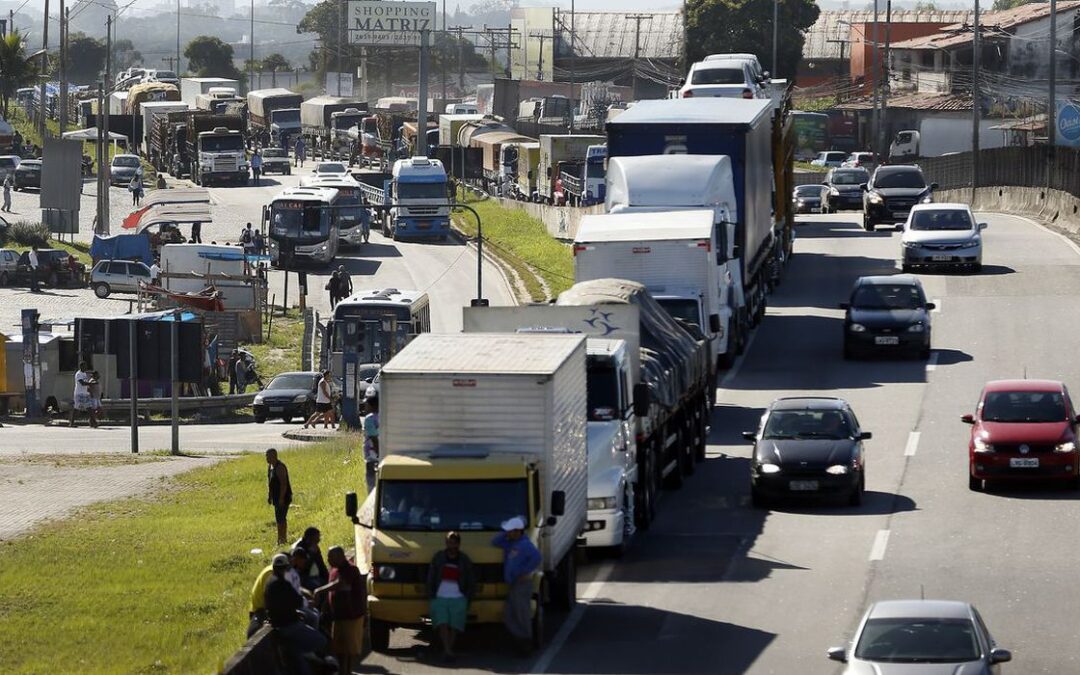 Repescagem do Auxílio Caminhoneiro será paga hoje