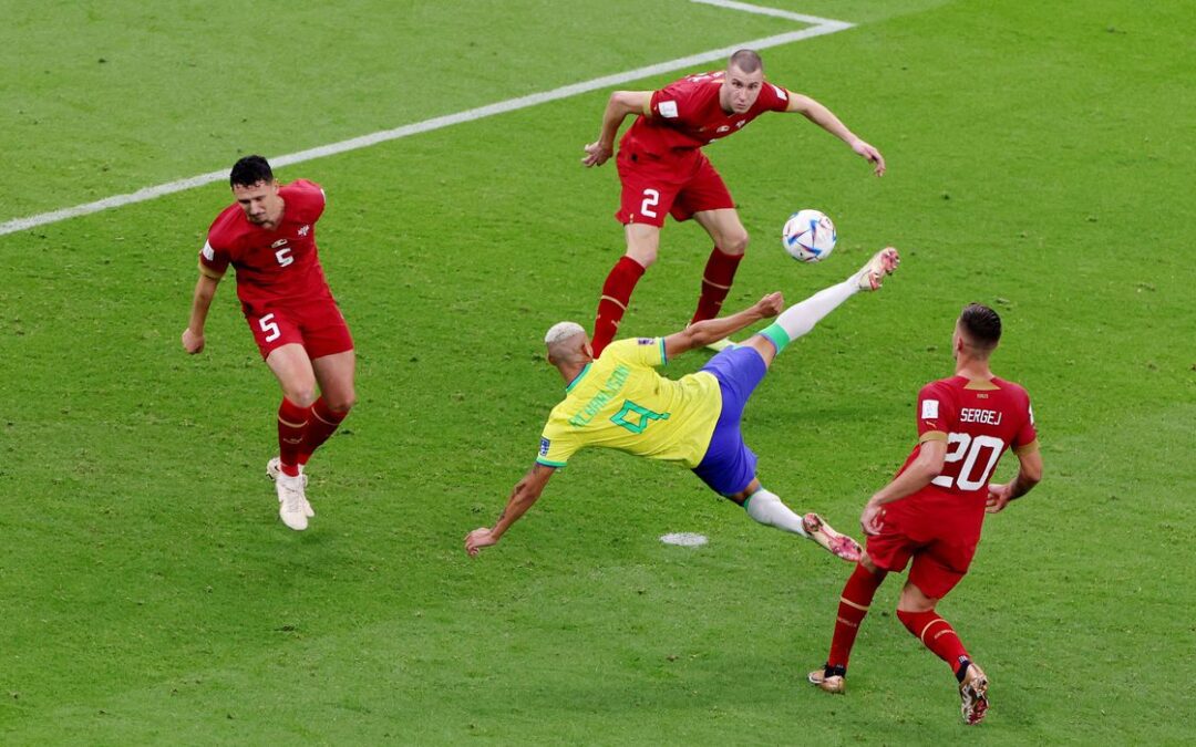 Com dois gols de Richarlison, Brasil vence a Sérvia na estreia da Copa do Mundo