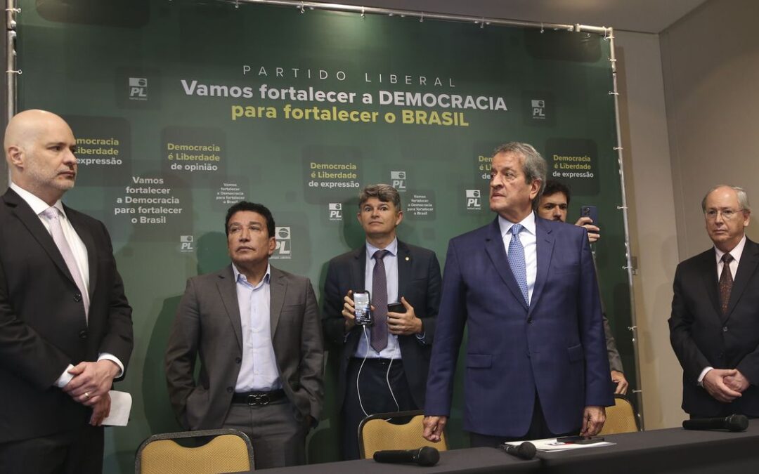 Representação do PL quer invalidar votos de alguns modelos de urnas