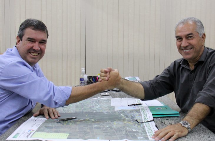 Governador realiza última reunião com Eduardo Riedel: “Tratamos de projetos relevantes para o Estado”