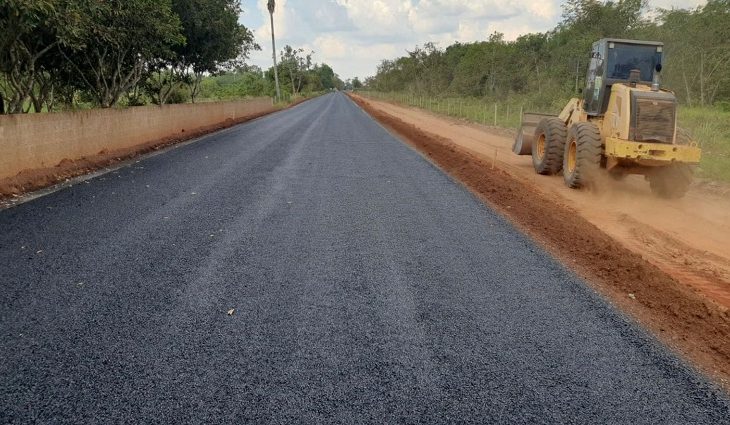 Cachoeirão: Asfalto chega aos balneários e acesso tem 4,5 quilômetros pavimentados