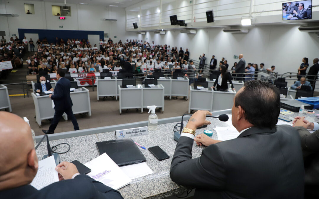 Greve dos professores: Câmara vai intermediar impasse entre categoria e Prefeitura
