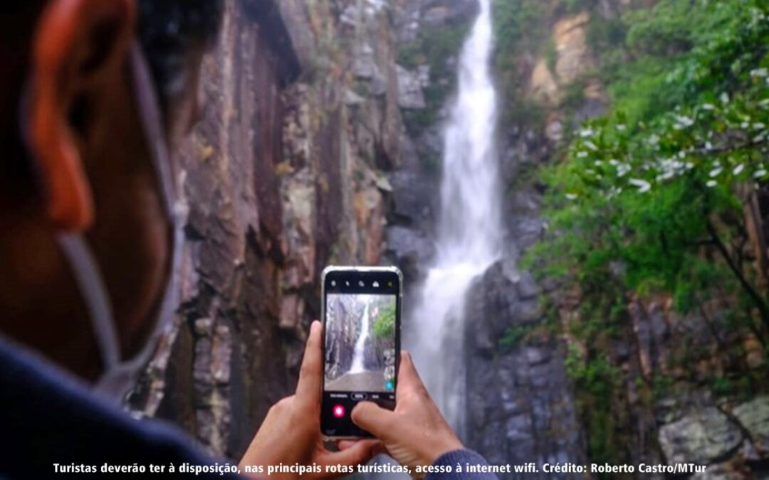 Governo quer expandir internet a destinos turísticos