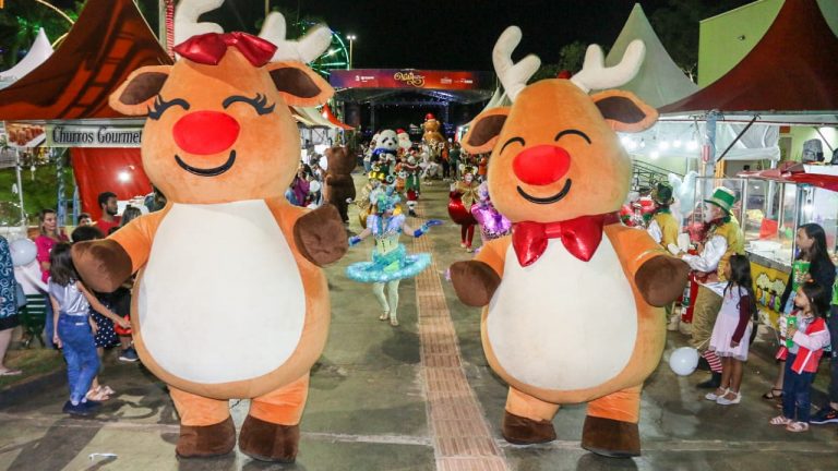 Última sexta-feira da cidade do natal tem parada natalina e apresentações musicais