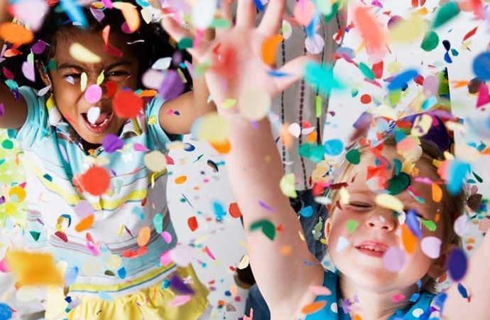 Em ritmo de Carnaval, Sesc Cultura tem oficina de guarda-chuva e bailinho para toda a família