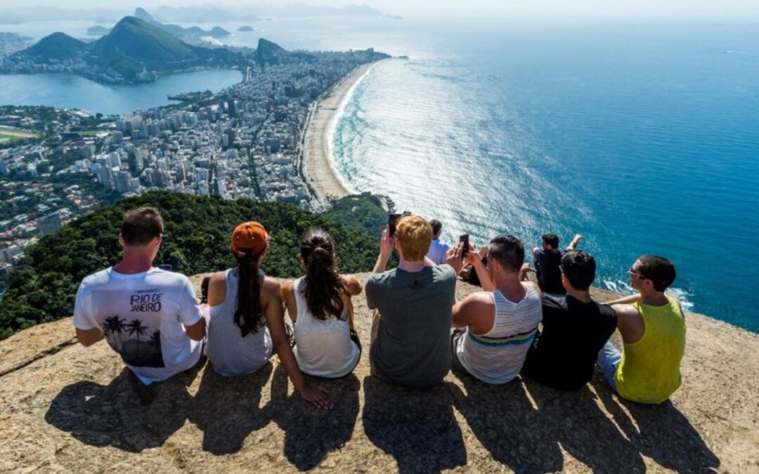 Geração Z e os ‘Baby Boomers’ impulsionam o turismo brasileiro pós-pandemia