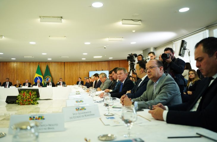 Barbosinha participa de reunião nacional para discutir segurança em escolas e medidas emergenciais