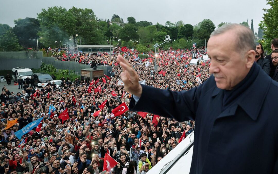 Turquia reelege Erdogan para mais cinco anos no poder
