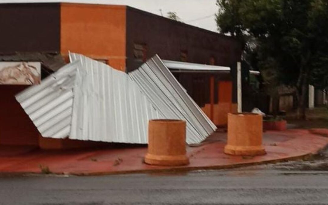 Chuva chega com força e cidades do interior registram granizo e vendaval