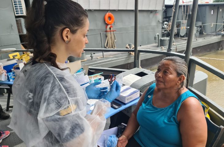 Porto Murtinho: Projeto Navio garante atendimento à população ribeirinha