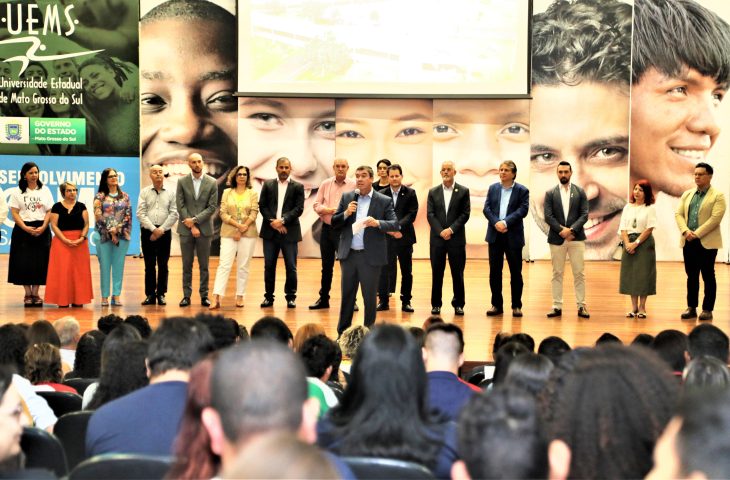 UEMS: Governador anuncia novos cursos e Centro de Saúde que será referência para autistas