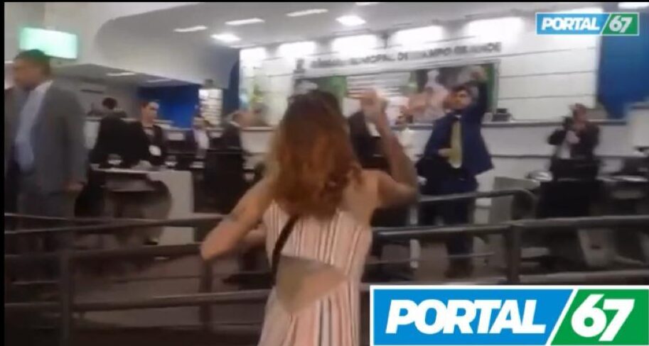 Sessão na Câmara é paralisada após bate-boca entre Tiago Vargas e representantes da Cultura