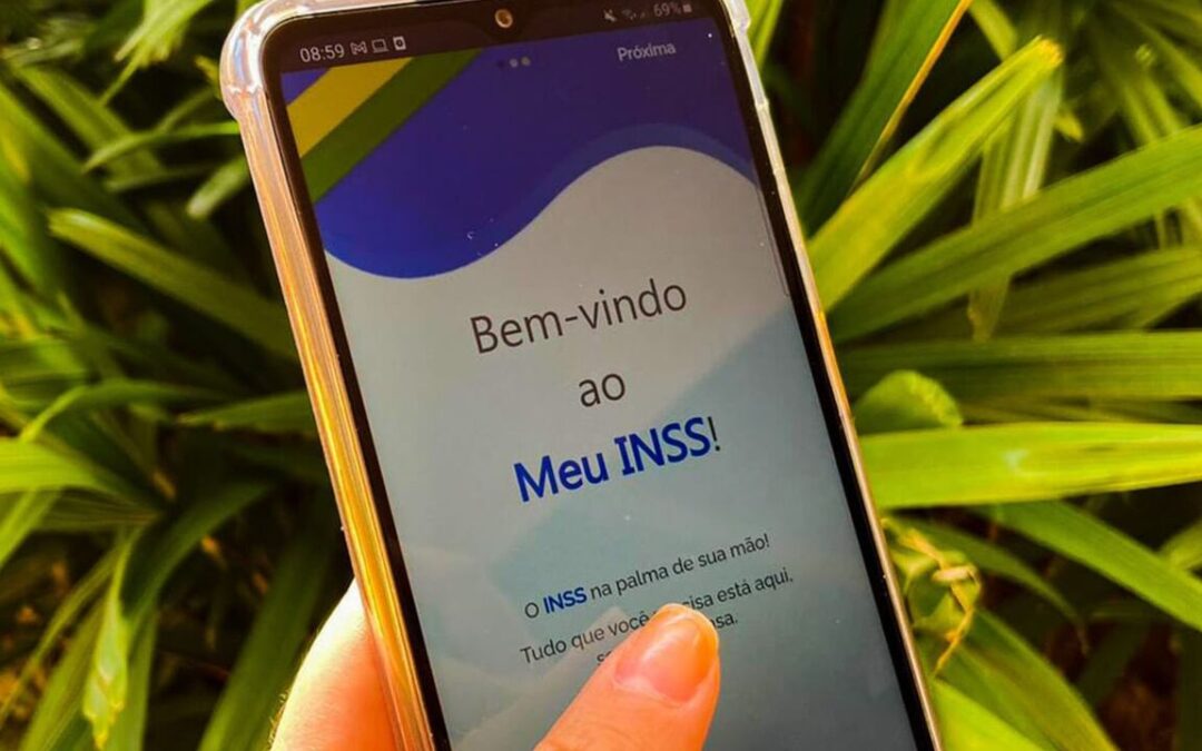 Mais desconto no salário? Reajuste do INSS começa a valer a partir de fevereiro