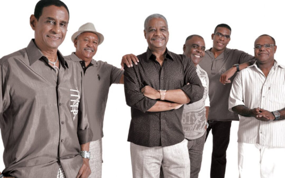 Capital Recebe turnê de 45 anos do grupo Fundo de Quintal no Clube Estoril