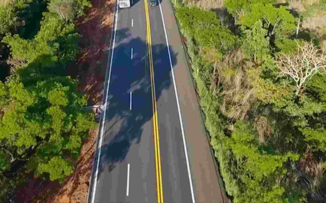 Miranda: Mulher bate em placa de sinalização na BR-262 e morre com pulmão perfurado