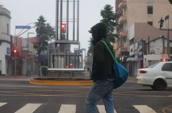 Frente fria chega a MS na próxima semana e mínimas podem cair abaixo de 10°C