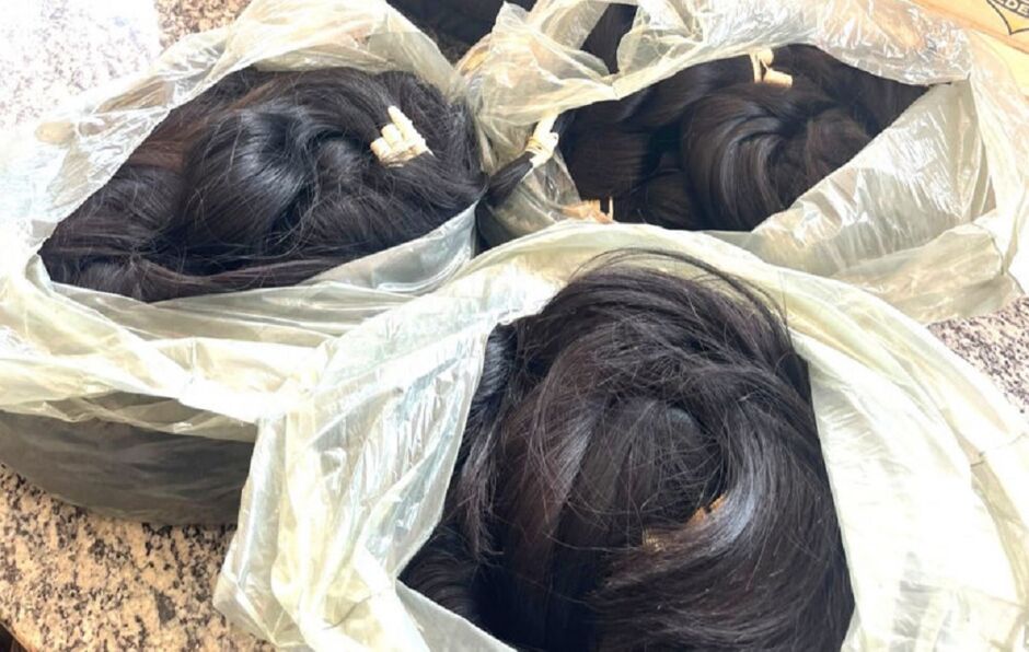 Corumbá: Mulher é presa com mais de 10 quilos de cabelo humano ilegal