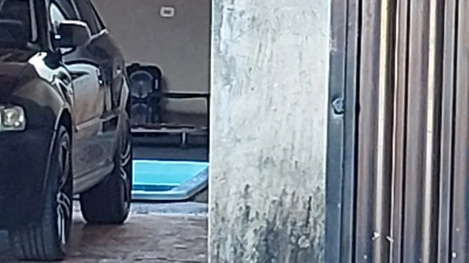Bataguassu: Menino de 9 anos entra escondido na piscina da vizinha e morre afogado