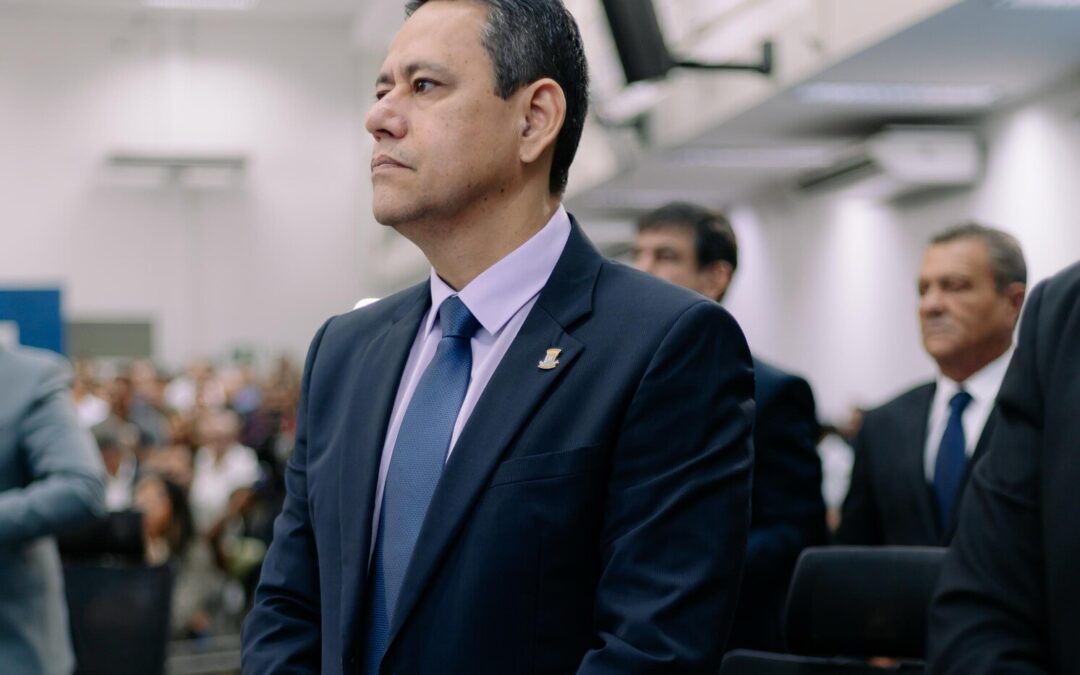 Vereador Clodoilson Pires assume presidência da CCJ da Câmara Municipal