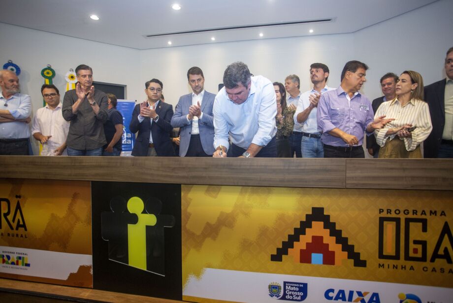 Governo assina repasse para construção de 483 casas destinadas a indígenas em MS