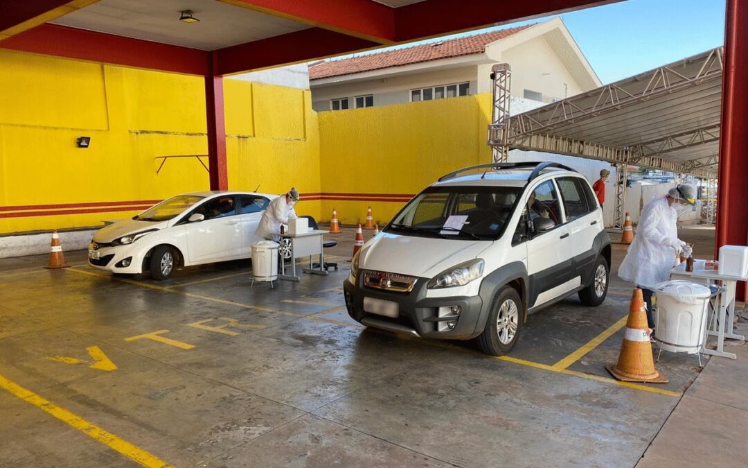 Drive thur reabre no sábado para ampliar vacinação na capital