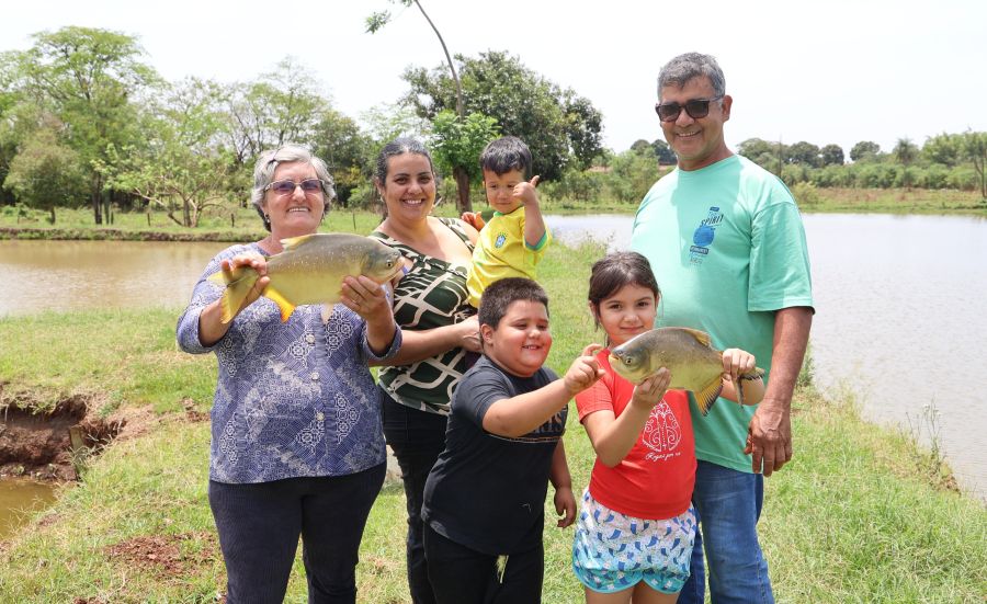 Senar/MS apoia produtora que fez do amor pelos peixes o seu negócio