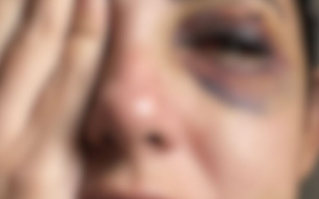 Mulher é mantida em cárcere e violentada por ex-namorado na capital