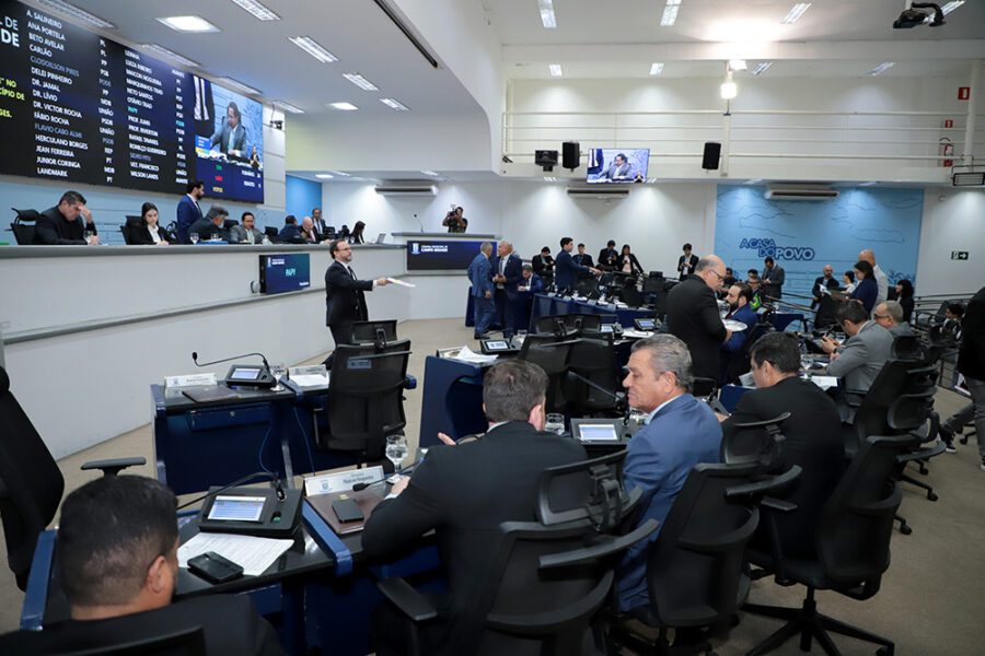 Vereadores aprovam projeto que regulamenta emissão de atestados médicos