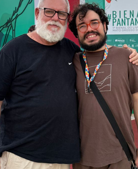 Pai autista lança e-book inédito no Brasil e emociona ao retratar a paternidade neurodiversa