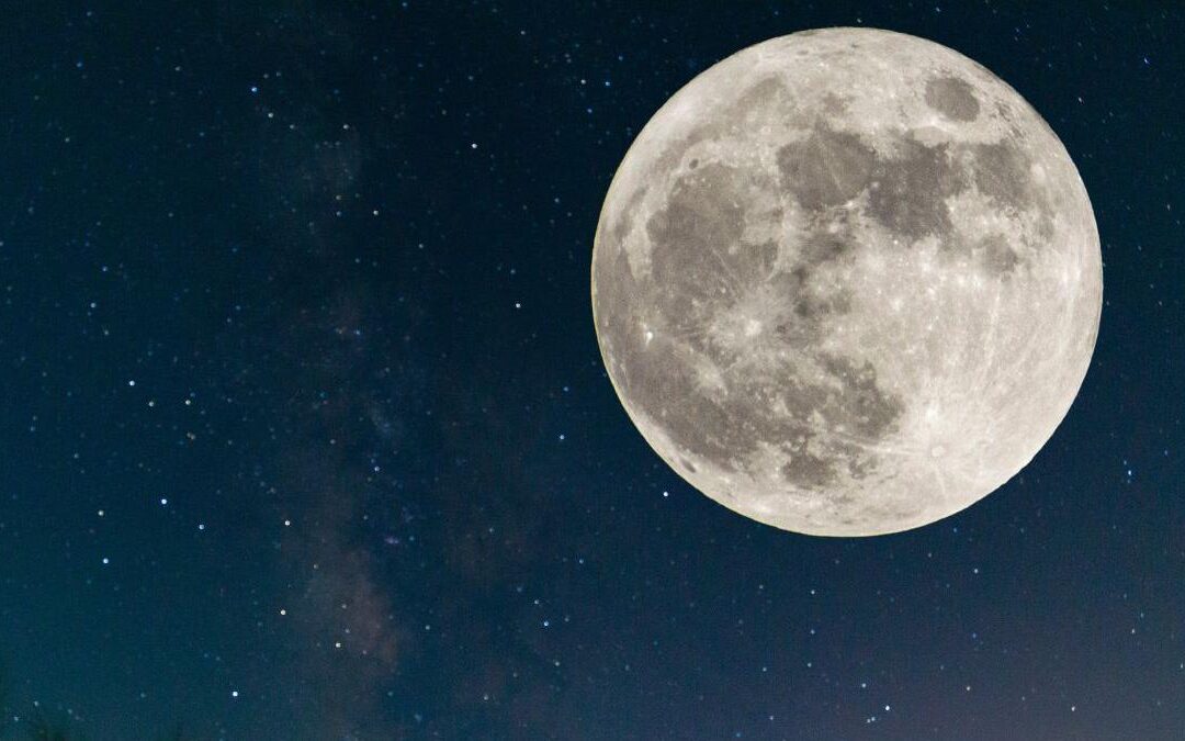 Última superlua do ano terá brilho 15% maior em MS