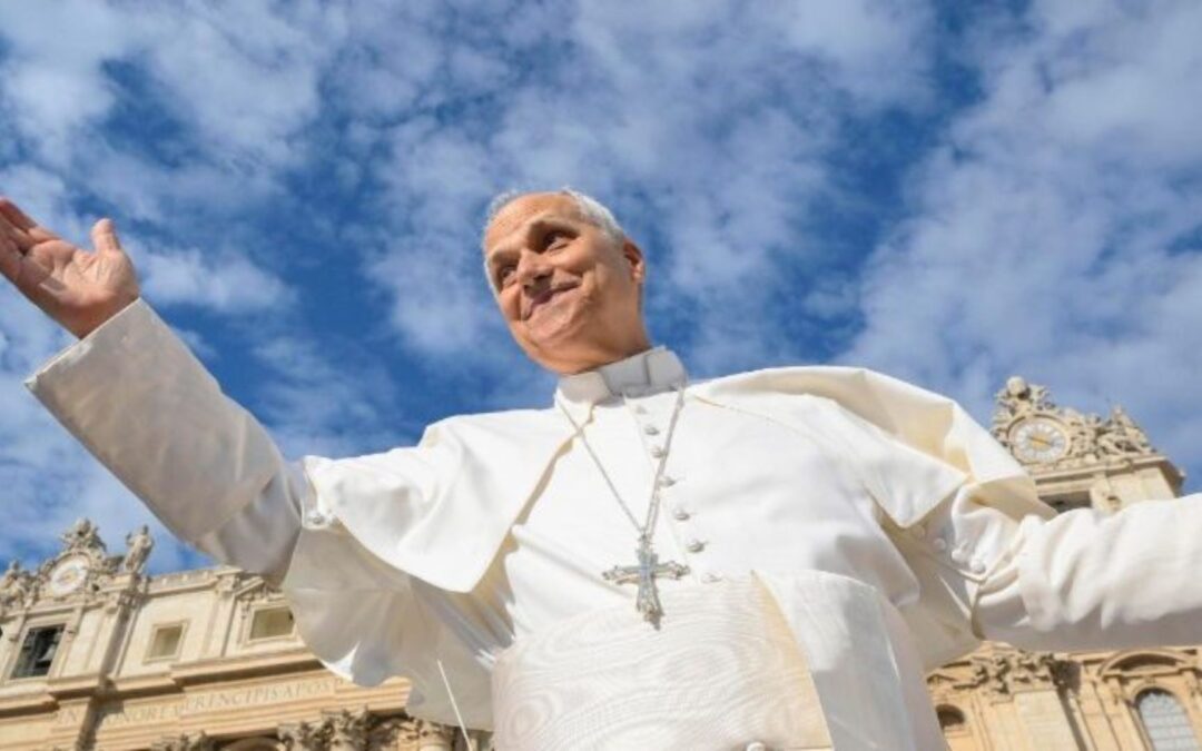 Papa Leão XIV tem boa recuperação do pulmão e volta a celebrar missas